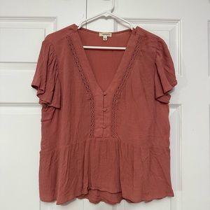 Eyeshadow | pink blouse